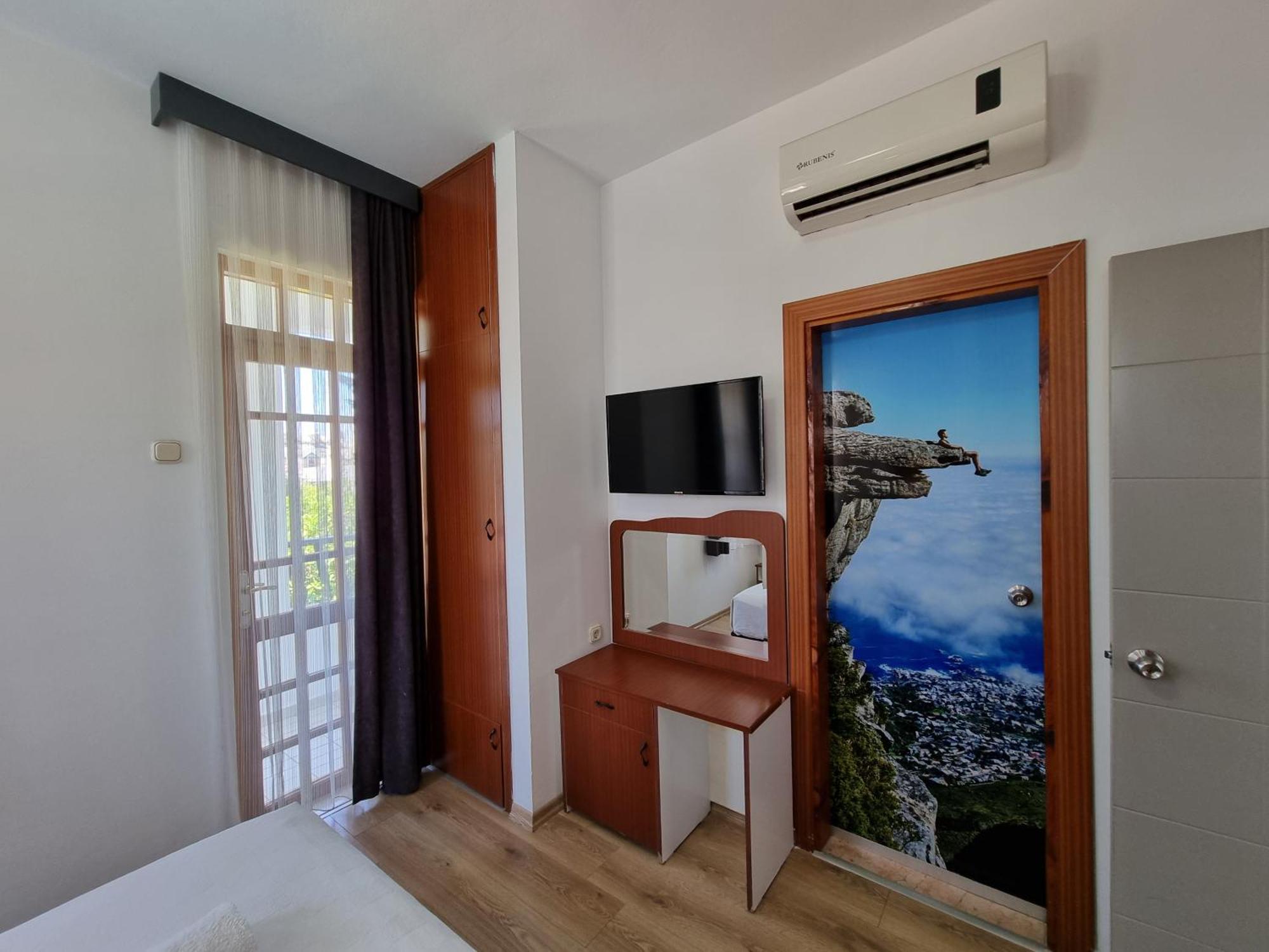 Sima Hotel เกเมร์ ภายนอก รูปภาพ